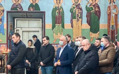 Am decis să merg în această dimineață la Bălți, unde împreună cu candidatul nostru la funcția de primar al orașului, Alexandr Nesterovschi, am asistat la sfânta liturghie