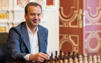 În calitate de Președinte al Federației de Șah din Moldova, transmit sincere felicitări domnului Arkadi Dvorkovici cu prilejul realegerii sale în funcția de Președinte al Federației Internaționale de Șah (FIDE)
