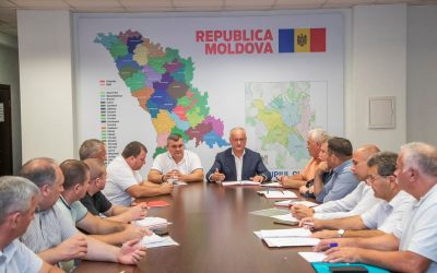 Вместе с членом Исполкома ПСРМ Григорием Новаком встретились сегодня с руководителями партийных территориальных организаций центра страны